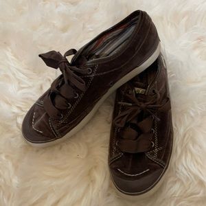 Simple brand chocolate velvet sneakers-8.5